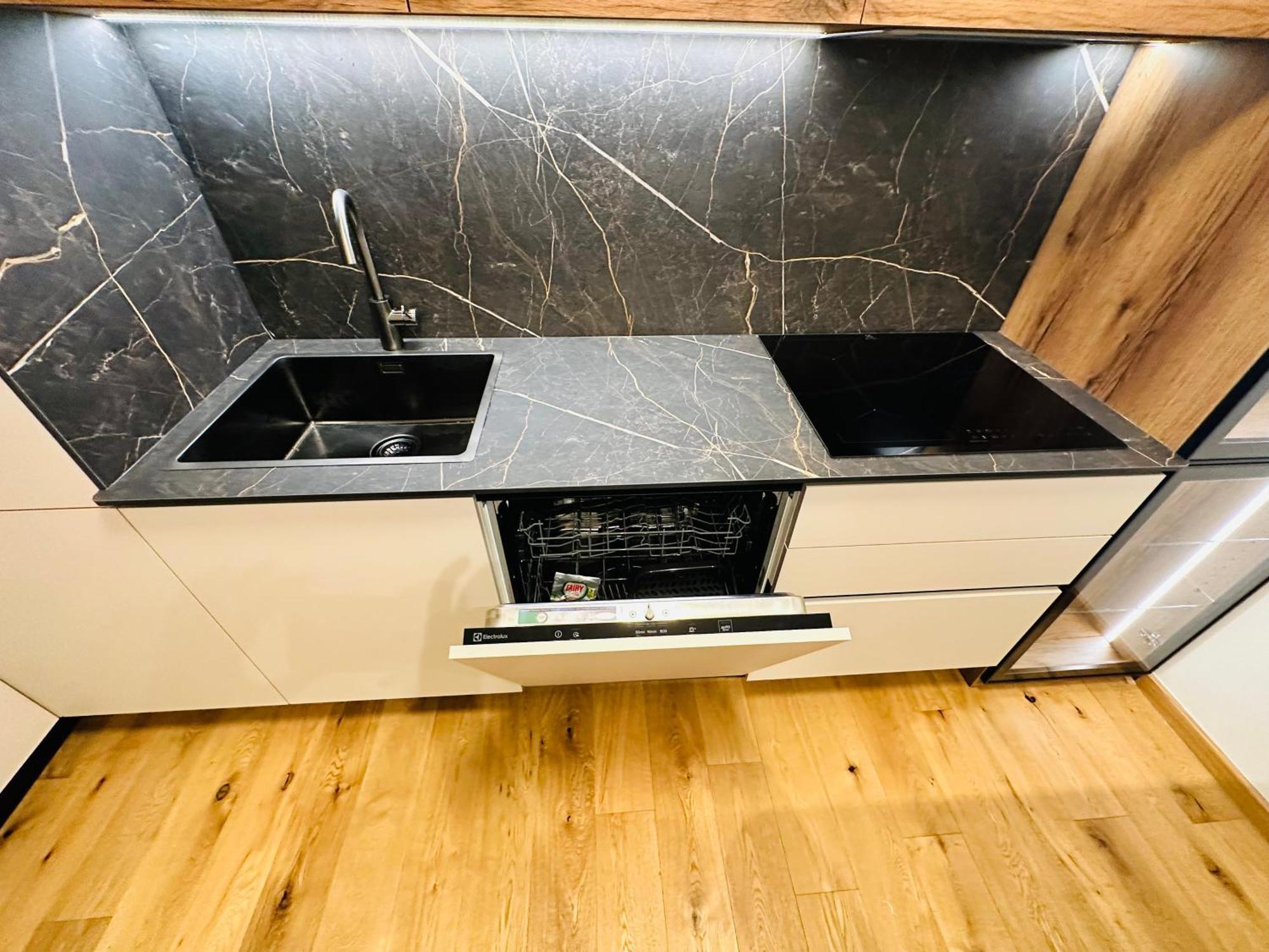Aurora Self Check In Apartament *